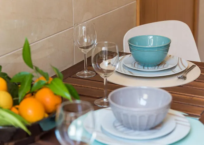 Guestready - Sunny Terrace In Downtown