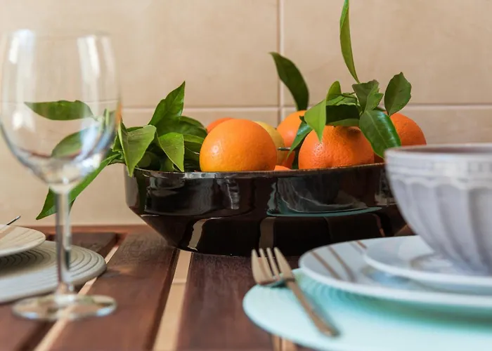 Guestready - Sunny Terrace In Downtown Lejlighed *