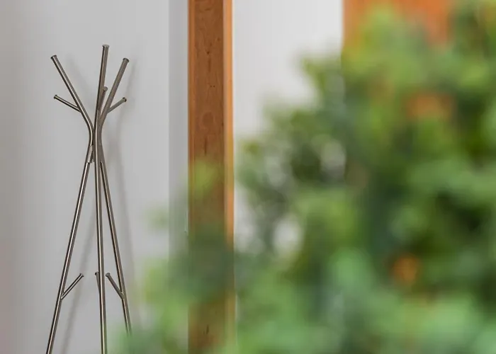 Guestready - Sunny Terrace In Downtown