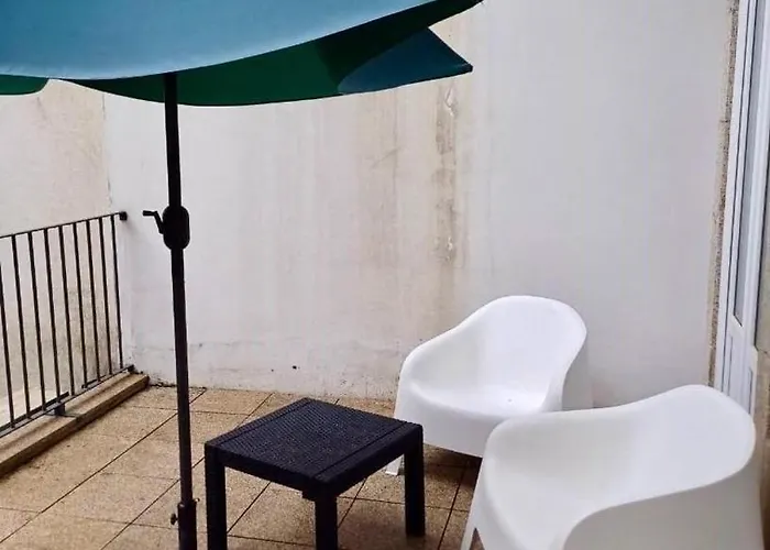 Guestready - Sunny Terrace In Downtown * Porto