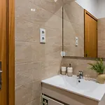 Guestready - Sunny Terrace In Downtown * Порту