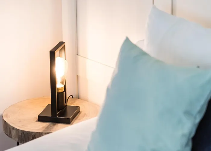 Guestready - Sunny Terrace In Downtown *