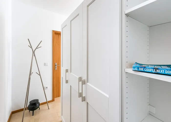 Guestready - Sunny Terrace In Downtown