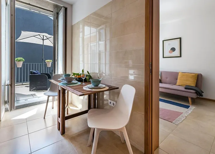 Апартаменты Guestready - Sunny Terrace In Downtown *