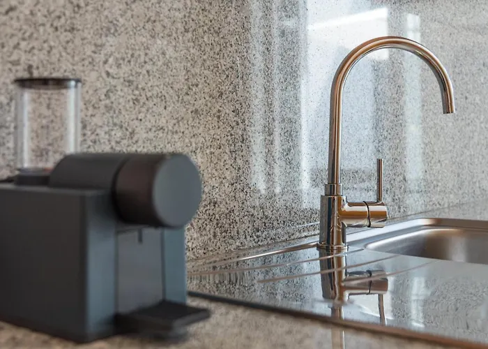 Апартаменты Guestready - Sunny Terrace In Downtown Порту